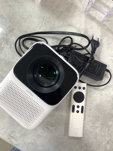 проекторы xpro мини: Портативный проектор Wanbo белого цвета с компактным дизайном