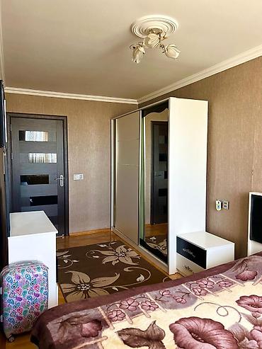 xruşovka: Bakı, Əhmədli, 3 otaqlı, Köhnə tikili, m. Həzi Aslanov, 65 kv. m — 9