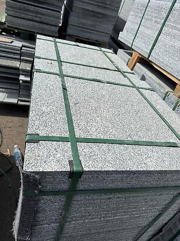 Фасадные гранитные плитки: Гранит оптом и в розницу большой выбор серый черный коричневый — 5