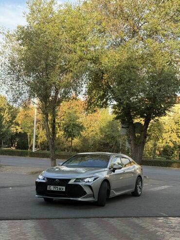 радиатор хова: Toyota Avalon: 2019 г., Автомат, Гибрид, Седан