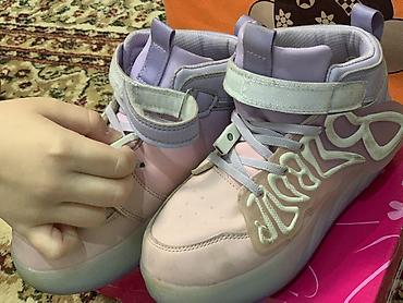 Кроссовки и спортивная обувь: Светящиеся кеды для детей/Ролики 🛼подростков! Удобные подходит по 37 — 4