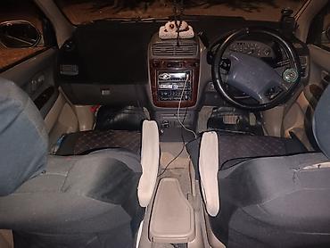 carina e: Toyota Gaia: 2000 г., 2 л, Автомат, Бензин, Минивэн — 8