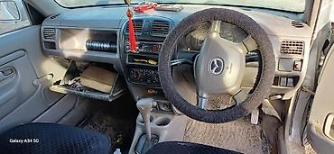 Другие детали кузова: ЗАДНЫЙ СТОП ЛЕВЫЙ Запчасти серебристый цвет кузова. В наличии по — 15