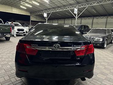 corolla 2018: Toyota Camry: 2012 г., 0.5 л, Автомат, Бензин — 5