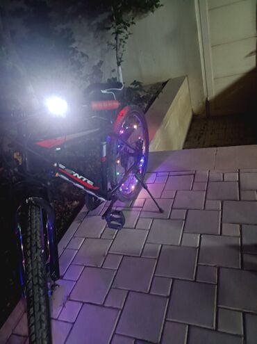 İdman velosipedləri: BMX velosipedi 26", sürətlərin sayı: 21