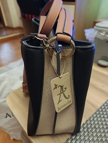 Çantalar: Çanta accessoriesze,yenidir
ünvan Tarqovu — 2