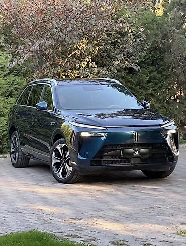Roewe: Roewe : 2024 г., 1.5 л, Автомат, Гибрид, Кроссовер — 1