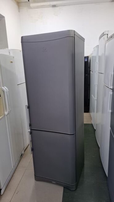 vitrin soyducular: İşlənmiş 2 qapılı Indesit Soyuducu Satılır, rəng - Boz lalafo.az -da vitrin soyducular: İşlənmiş 2 qapılı Indesit Soyuducu Satılır, rəng - Boz