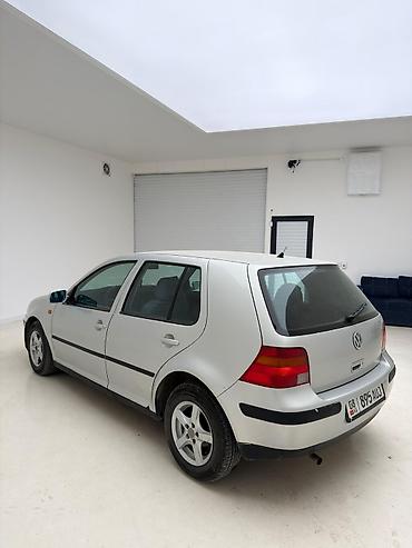 Volkswagen: Volkswagen Golf: 1994 г., 1.4 л, Механика, Бензин, Хэтчбэк — 4