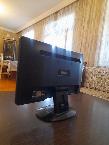 led monitor: BenQ LCD monitor - Marka/model: BenQ (etiket və loqo üzərində) - — 3