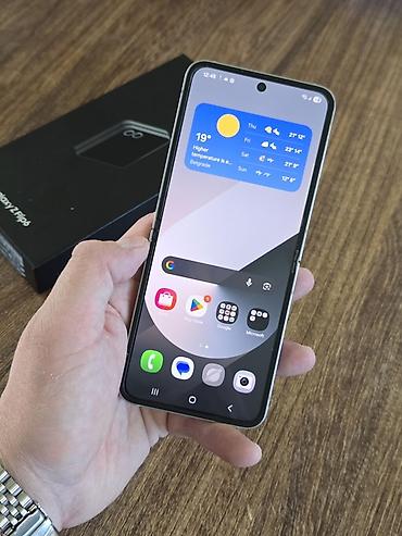 mini pc second hand: Samsung Galaxy Z Flip6 u odlicnom stanju bez ikakvih vidljivih ili — 5