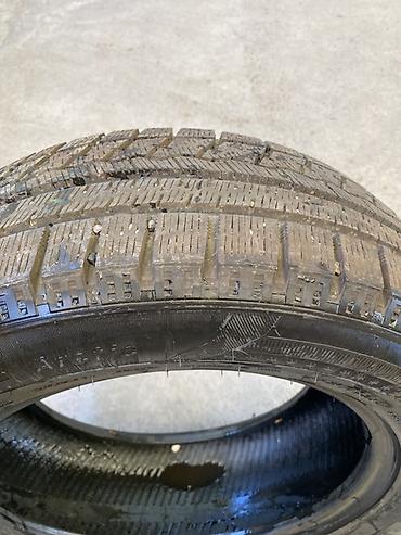 зима 16: Комплект из 4 зимних шин без шипов. - Размер: 215/60 R16 - Индекс — 3