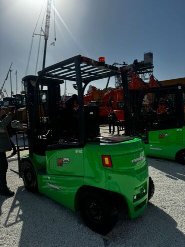 Погрузчики: Погрузчик, 2024 г., Колесный, Вилочный — 5