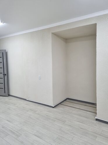 Офисы: Сдаю Офис, 50 м², В бизнес центре, С отдельным входом — 4