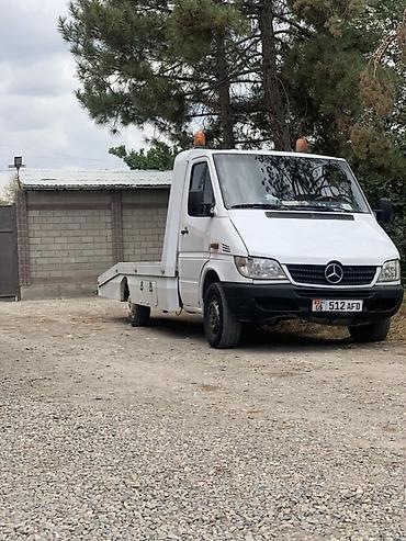 авто фрион: Эвакуатор, Mercedes-Benz, Ломаная — 1
