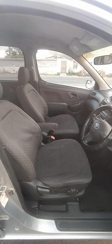 гакаён машина: Toyota Funcargo: 2003 г., 1.3 л, Автомат, Бензин, Универсал — 10