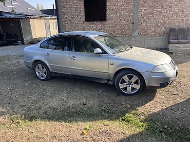 двигатель генератора: Volkswagen Passat: 2001 г., Бензин, Седан — 3