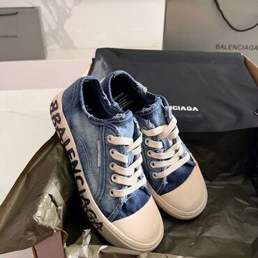 krasovkalar qadin ucun: Balenciaga, Ölçü: 39, rəng - Mavi, Yeni