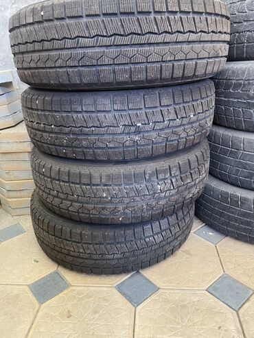 шины 205 70 r15 зимние: Шины 205 / 70 / R 15, Зима, Б/у, Комплект, Легковые, Riken