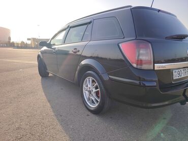 Opel: Opel Astra: 1.3 l | 2006 il 258900 km Universal — 11