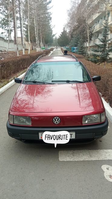 машина нарын: Volkswagen Passat: 1992 г., 1.8 л, Механика, Бензин, Универсал