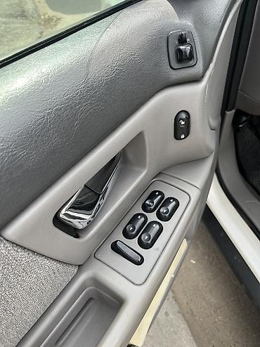 200: Ford Taurus: 2000 г., 3 л, Автомат, Газ, Седан — 10