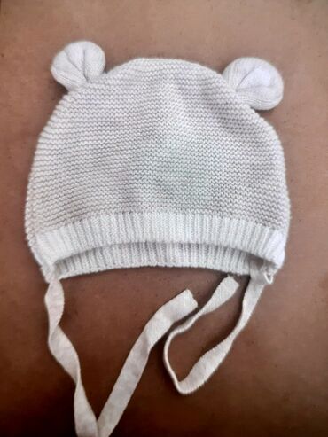 Baş geyimləri: 0_3 ay.(mothercare )Həm qız həm oğlan üçün olar.
Qiymət 3