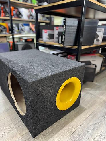 Сабвуферы для авто: Swat Сабвуфер + усилитель моноблок Acv 1.1200 и короб ! Отличный — 7