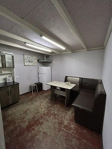 хранение вещей: Сдаю в аренду помещение долгосрок 100кв метра есть все удобства — 4