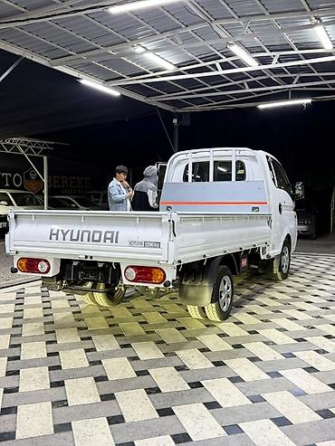 Коммерческий транспорт: Легкий грузовик, Hyundai, Стандарт, До 1 т, Новый — 3