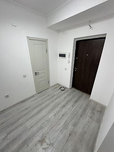 Продажа квартир: 2 комнаты, 42 м², 4 этаж, Евроремонт — 12