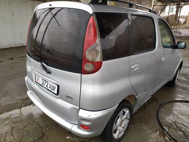 тойота гита: Toyota Yaris Verso: 2000 г., 1.3 л, Механика, Бензин, Хэтчбэк