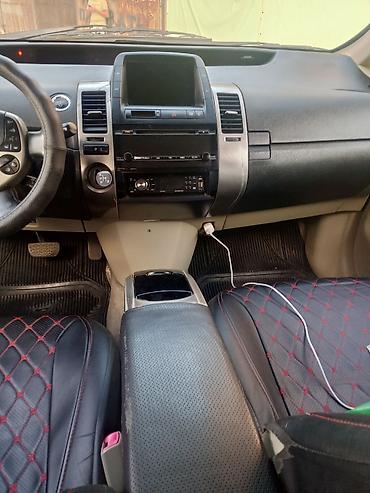 Toyota: Toyota Prius: 2005 г., 1.5 л, Автомат, Гибрид, Хэтчбэк — 2