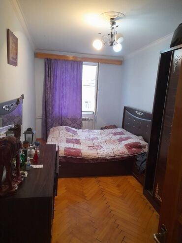 аламедин 1 квартиры: Bakı, 8-ci kilometr, 3 otaqlı, Köhnə tikili, m. Neftçilər, 78 kv. m