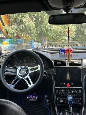 Mercedes-Benz: Mercedes-Benz 220: 2.2 l | 1998 il Sedan — 14