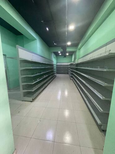 Digər kommersiya daşınmaz əmlakı: Yeni Günəşlidə V massivində yerləşən ümumi sahəsi 160 kv,m olan,obyekt — 1