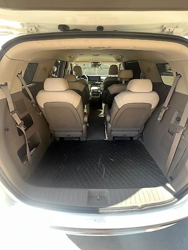 Kia: Kia Carnival: 2021 г. — 15
