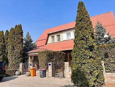 Продажа коттеджей и домов: Продается дом в закрытом городке Ала-Арча, село Орто-Сай — один из — 1