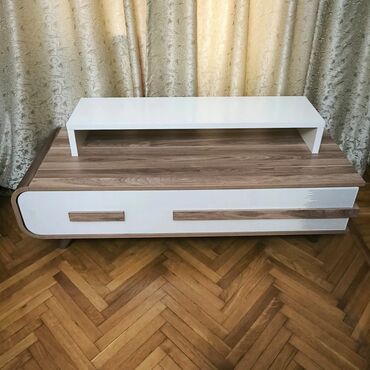 стеклянная подставка под телевизор: TV stend