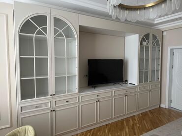 bir kub taxta nece kvadratdir: Прямой ТВ стенд, С полками, Стеклянный