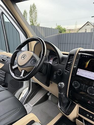 Пассажирский бус на заказ: Mercedes‑Benz Sprinter — премиальный микроавтобус для комфортных — 12