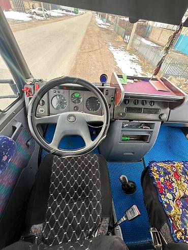 Грузовики: Грузовик, Mercedes-Benz — 6