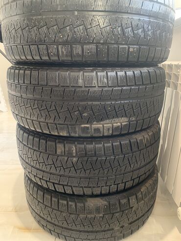 Шины: Шины 215 / 60 / R 17, Зима, Б/у, Комплект, Легковые, Китай, Pirelli