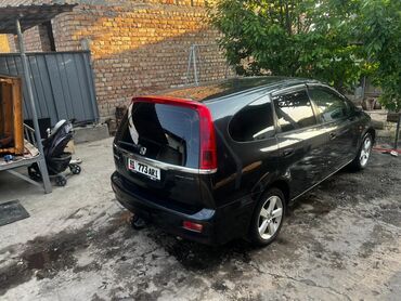 Honda: Honda Stream: 2001 г., 1.7 л, Механика, Бензин, Универсал — 6