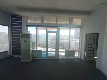 куплю дом в районе ак орго: Сдаю Офис, 65 м², В торговом центре