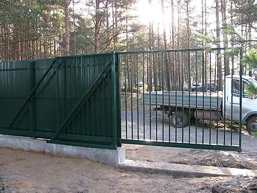Откатные ворота: Откатные ворота из металла - Конструкция: откатная система на — 1