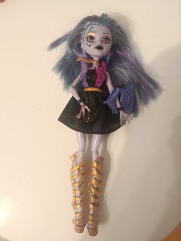 kəndçi gəlinciklər: Monster High kolleksiyasından "I heart Fashion" seriyalı Whisp Djinni