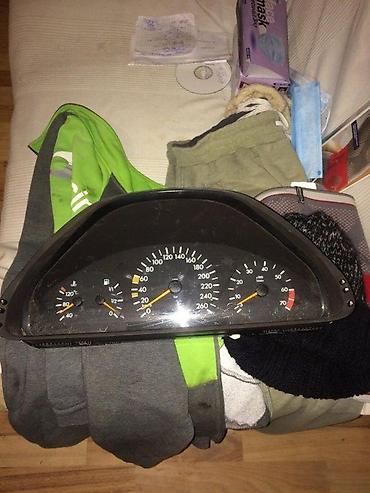 Delovi enterijera: KILOMETAR SAT ZA MERCEDES W210 | Zvati od 8-22h i nedeljom. Kao nov — 2