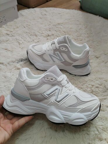 Patike: New Balance, 37, bоја - Bela — 12