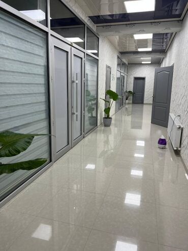 аренда офиса в бизнес центре баку: 📍 Ünvan: Əhməd Rəcəblidə, 5 mərtəbəli plazanın 3-ci mərtəbəsi 📐 Sahə
